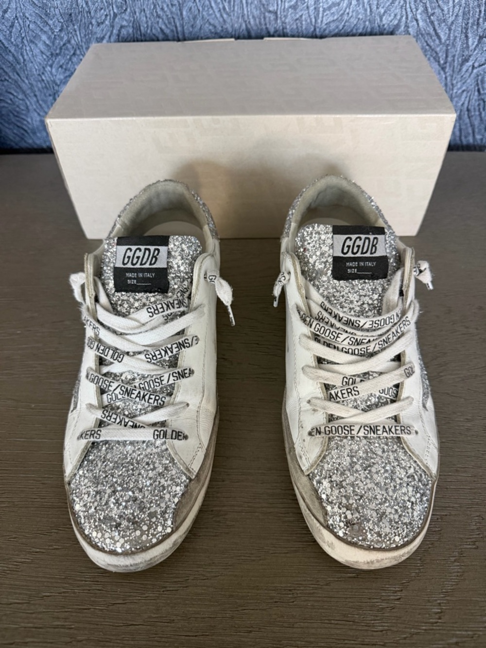 Golden Goose White Leather Low-Top Sneakers with Silver Glitter Star - Picture 2 of 6